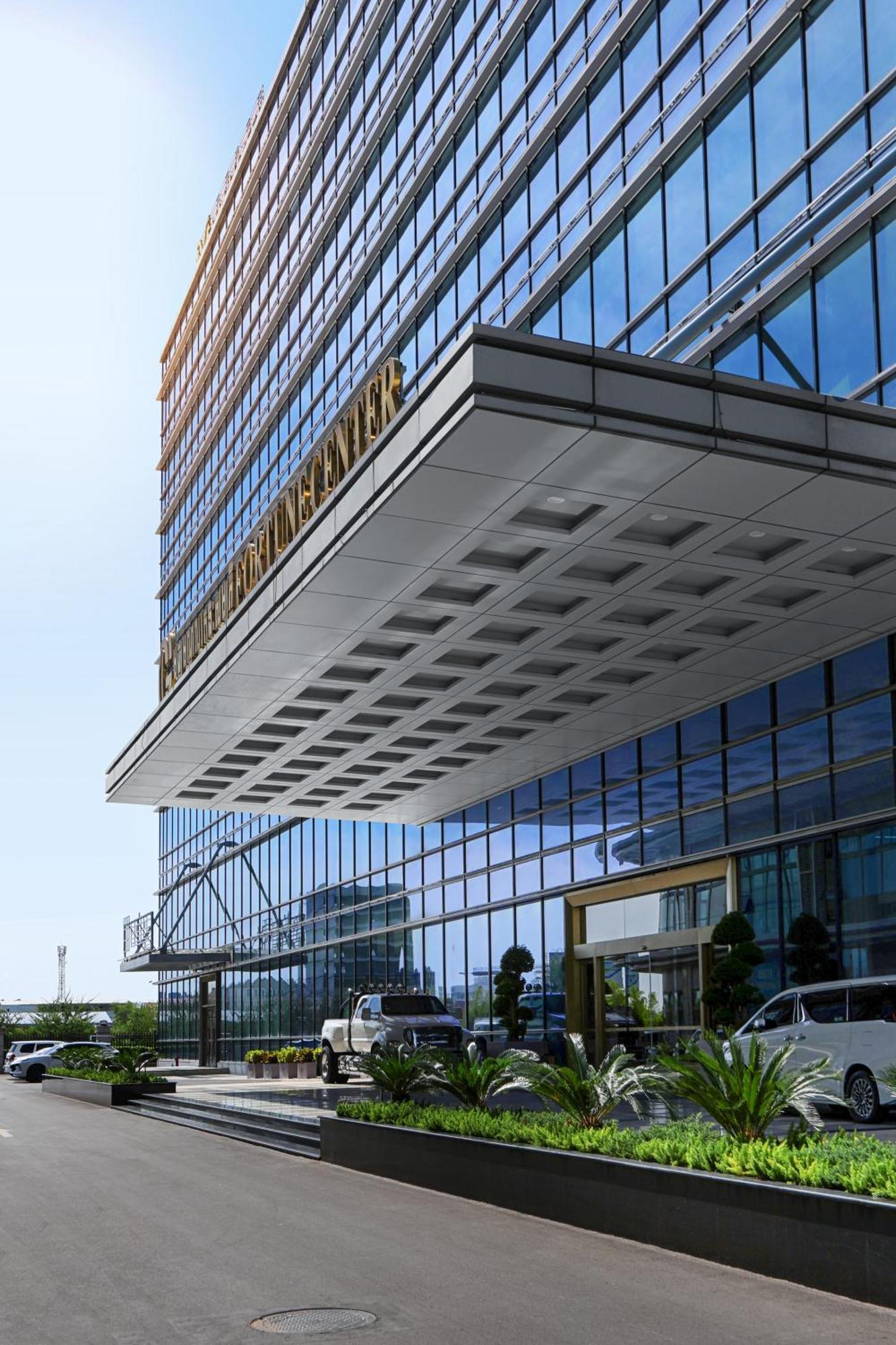 Vm Hotel Пномпень Экстерьер фото